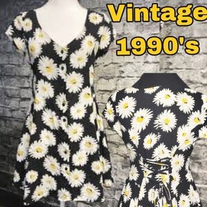 Vintage 1990s Daisy Print Mini Dress